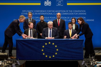 Запуск компенсаційної комісії у Гаазі. Фото Офіс Президента