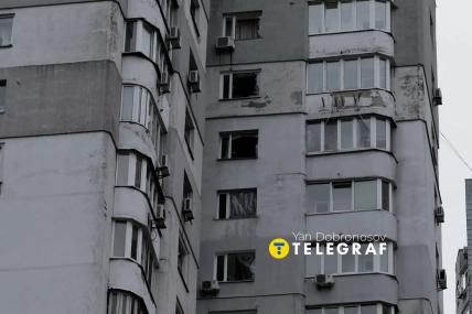 В будинку вибиті вікна
