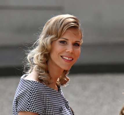 Тіфен Озьєр — дочка Бріжит Макрон