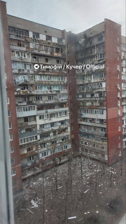 Наслідки влучання дрона в будинок