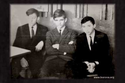 Виктор Медведчук в юности