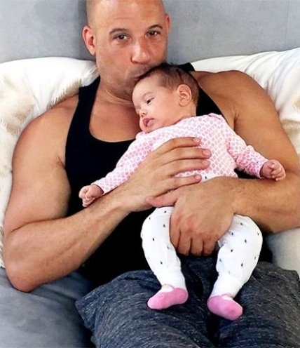 Вин Дизель похвастался снимками 2-месячной дочки