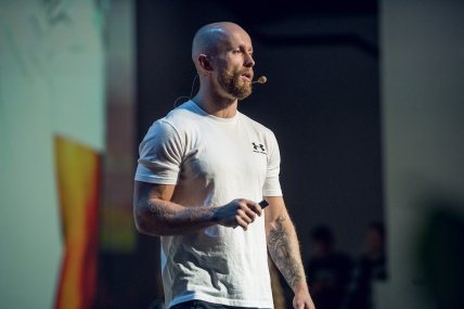 Нутриціолог і фітнес-тренер Віктор Мандзяк