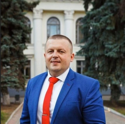 Роман Лихачов
