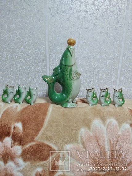 Сервиз Семейство карпов Рыбки зеленый