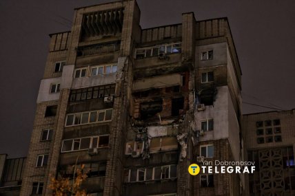 Наслідки удару росіян по будинку в Дніпрі