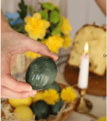 як зробити смарагдові крашанки