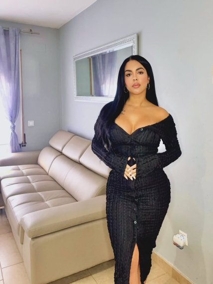 Вікторія — двійник Джорджини Родрігес