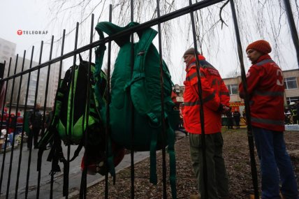 Рятувальна операція на місці падіння гелікоптера Бровари 18.01.2023