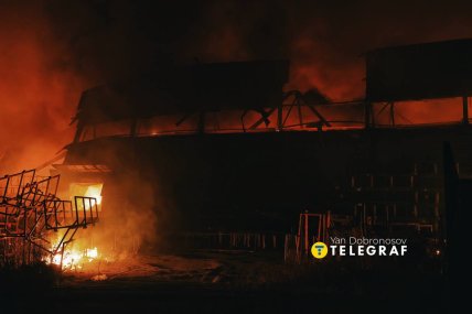 Пожар на складе в Подольском районе после атаки РФ 7.10.2026