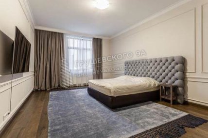 Квартира на Грушевського, 9А