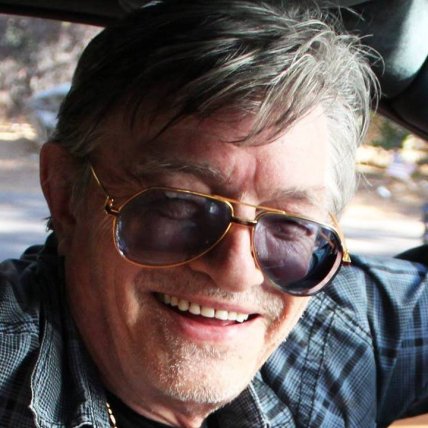 Помер Юрій Чернавський