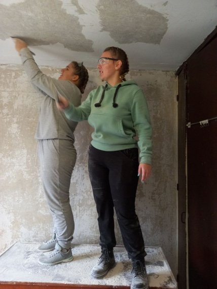 Студентки Виктория и Марина