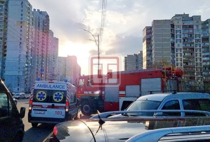 Пожар на Цветаевой Киев 9.04.2021