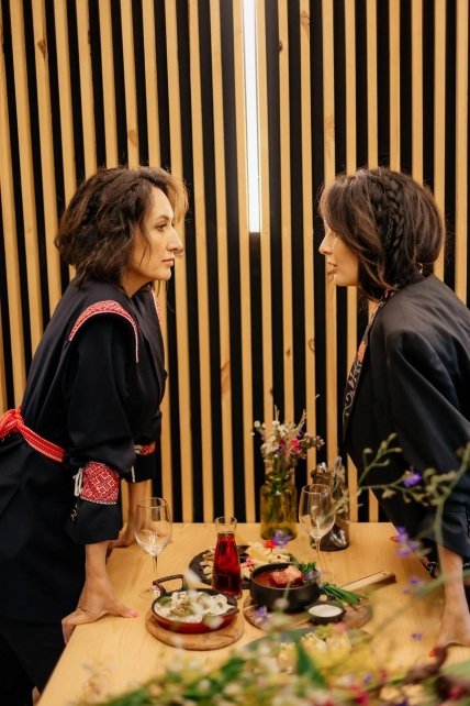 Сестры Деби