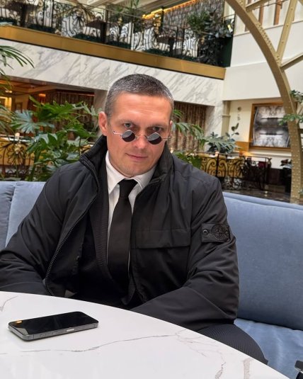 Александр Усик