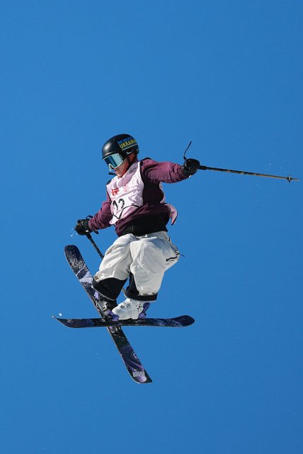 Шлем с надписью Будьте храбрыми, как украинцы запретили на Олимпиаде в Италии