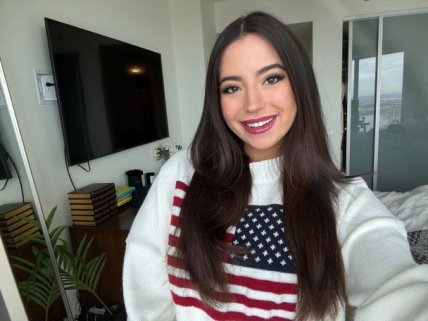 Ешлі Сент Клер