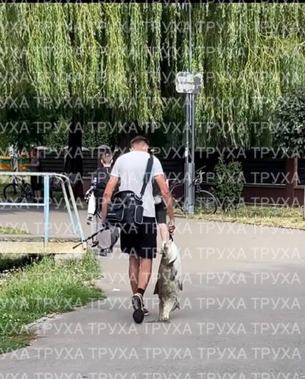 Рыбак с трофеем в Ивано-Франковске