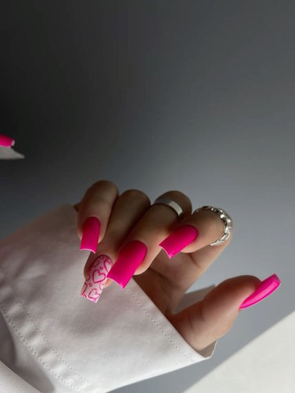 Манікюр на літо 2024