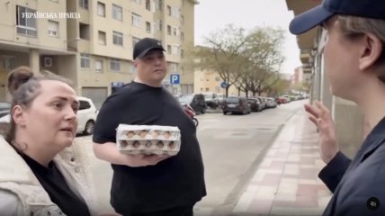 Юрий Корявченкова с женой в Испании