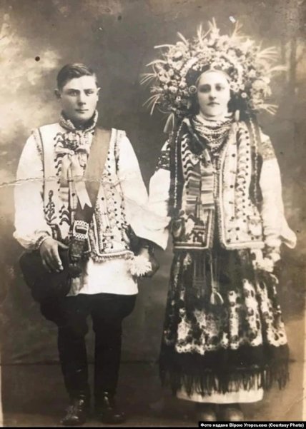 Старовинне весільне фото прадіда Віри Угорської