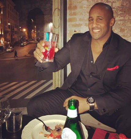 Фон К. Каммингс