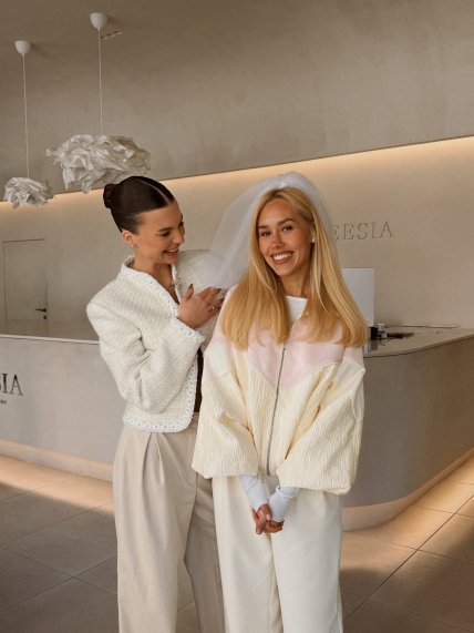 Даша Квіткова блогерка Настя Скальницька