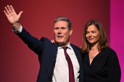 Кир Стармер жена