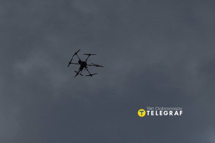 FPV-дрон над Дружківкою. Фото: Ян Доброносов "Телеграф"
