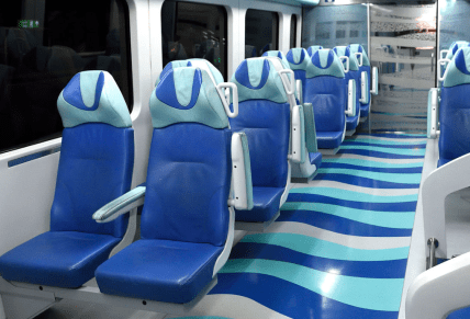 Як у дубайському метро виглядає вагон Gold