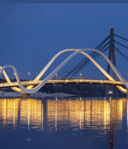 Міст-хвиля в Києві