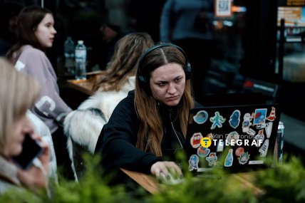 Как Киев живет без света