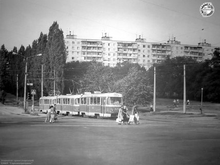 Перша трамвайна лінія везла робітників на завод 23 Салтівка — Плитковий завод