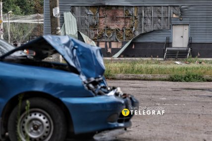 Знищений автомобіль у Краматорську.  Фото Ян Доброносов "Телеграф"