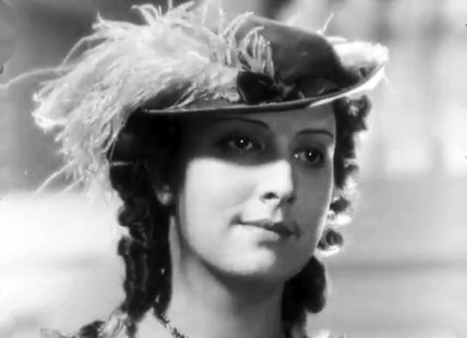 Стрелкова в фильме "Дети капитана Гранта"