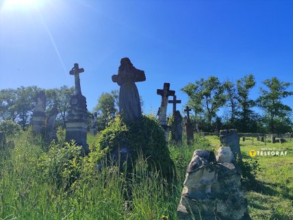 польское кладбище в Струсове фото