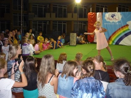 Ольга Фреймут навестила дочку в летнем лагере (ФОТО) - изображение №2