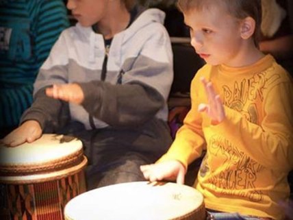 Куда пойти с ребенком на выходных 17 и 18 октября: МК по игре на барабанах