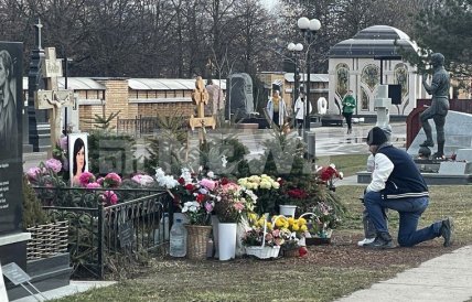 Анастасія Заворотнюк могила зараз