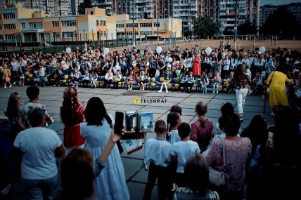 Свято Першого дзвоника в київській школі