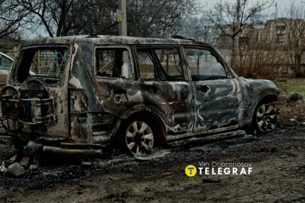 Знищене авто після удару FPV-дрона у Краматорську