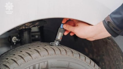 Проверка шин автомобиля