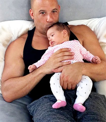 Звездный Инстаграм:Вин Дизель показал пятимесячную дочь - изображение №1