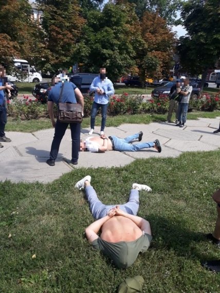 В Полтаве следователь ГБР и полицейский попались на взятке 31.07.2020