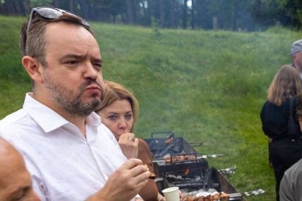 Зеленский пожарил шашлыки с журналистами 6.06.2021