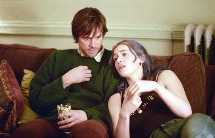 Джим Керри и Кейт Уинслет в фильме "Вечное сияние чистого разума"