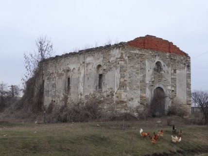 Руины костела Антония Падуанского в Бобулинцах