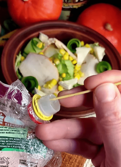 Как сделать тонкую сеточку из майонеза - лайфхак с пленкой