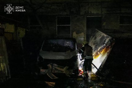 Наслідки російського удару дронами по Києву 8 листопада